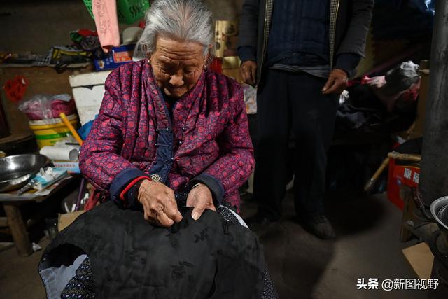 長(zhǎng)壽老人的養(yǎng)生功_長(zhǎng)壽養(yǎng)生法_長(zhǎng)壽養(yǎng)生功老人能練嗎